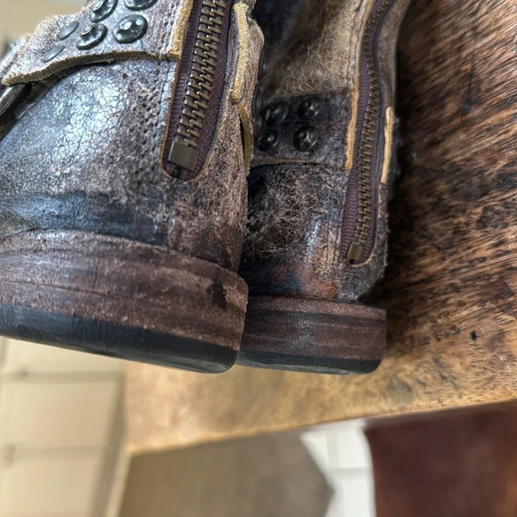 Frye signature studded harness rustic brown leather boots size 6 - Picture 10 of 16